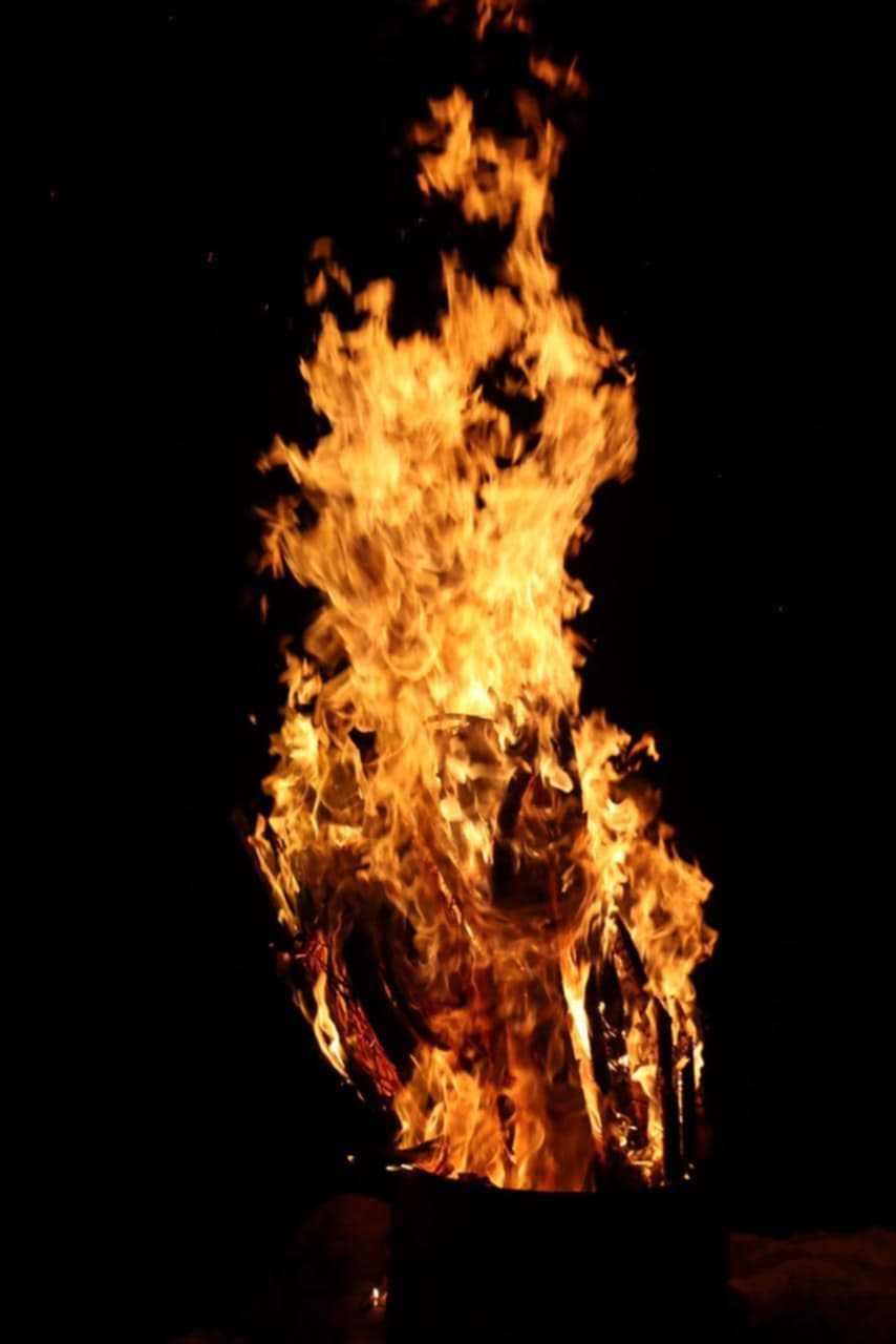 image-/resources/3d2n-island-escapade/bonfire.jpeg1
