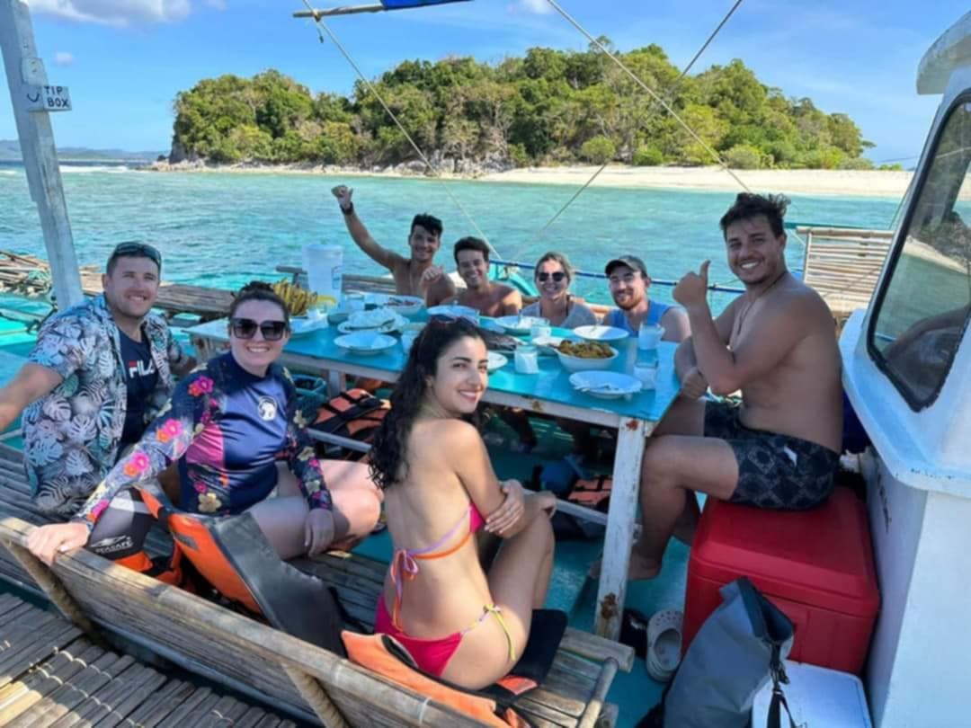 image-/resources/3d2n-island-escapade/lunch.jpeg1
